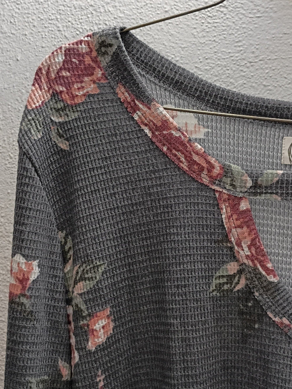 NWT Maurice's 24/7 Floral Cutout Waffle Knit Top - Plus Size XXL